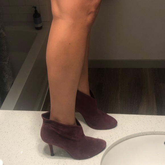 Vince Camuto plum booties 💜👠👑 - Picture 6 of 6